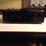 Ojačevalec s tunerjem onkyo